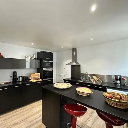 Maison Familiale-jardin-50m Du Loing-tout A Pieds Holiday home